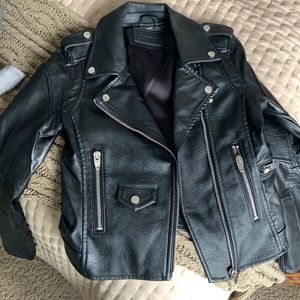 Woman’s Leather Jacket Small